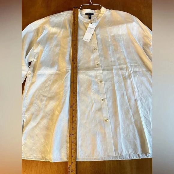 Eileen Fisher NWT 100% Silk Boxy Bone Button Up Large - Picture 10 of 14